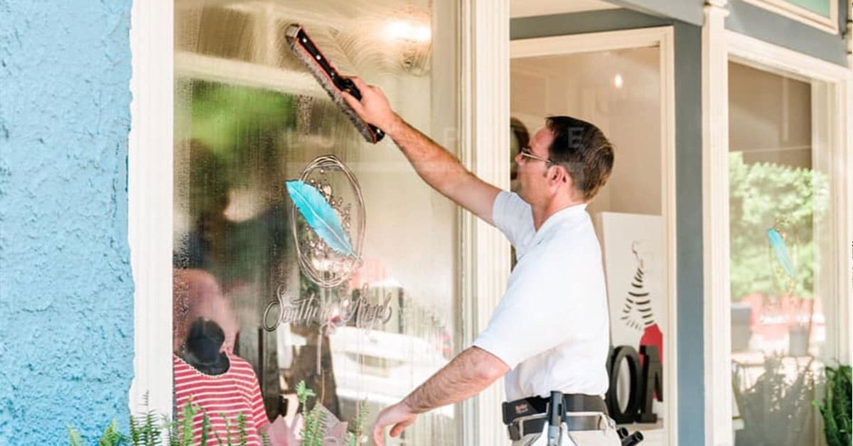 Residential Window Cleaner Service
